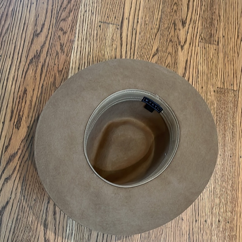 Wyeth Hat - image 4
